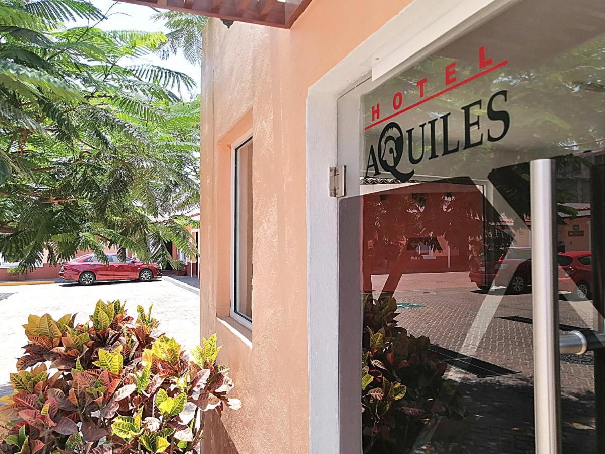 Hotel Aquiles Guadalajara Buitenkant foto