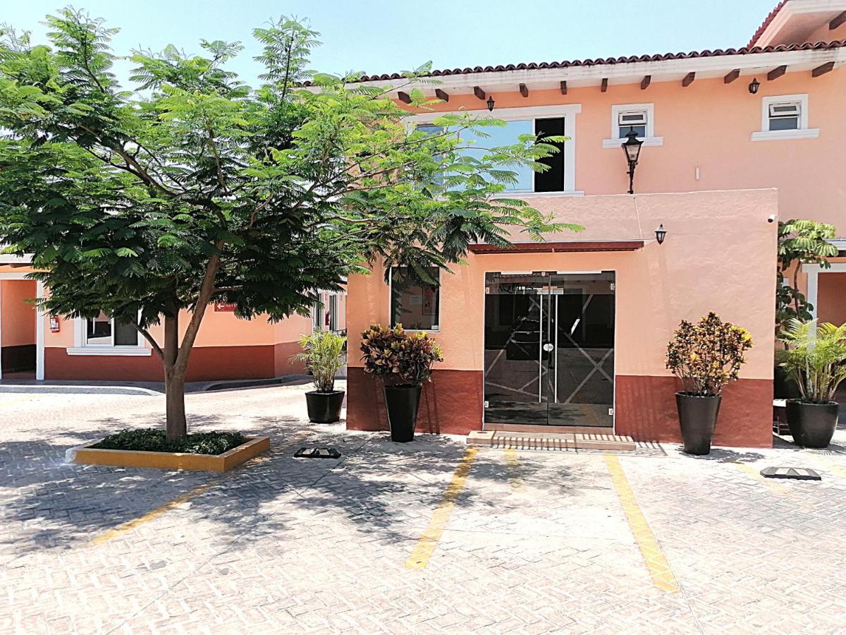 Hotel Aquiles Guadalajara Buitenkant foto