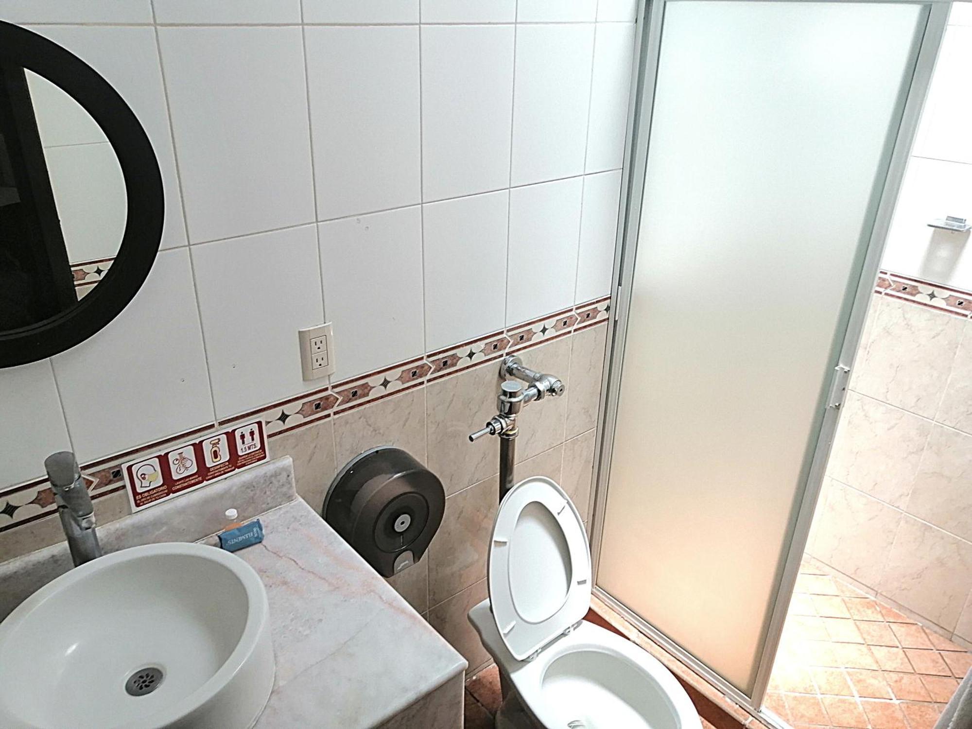 Hotel Aquiles Guadalajara Kamer foto