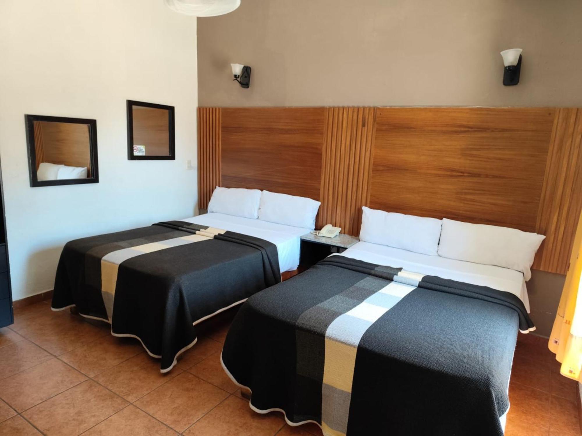 Hotel Aquiles Guadalajara Kamer foto