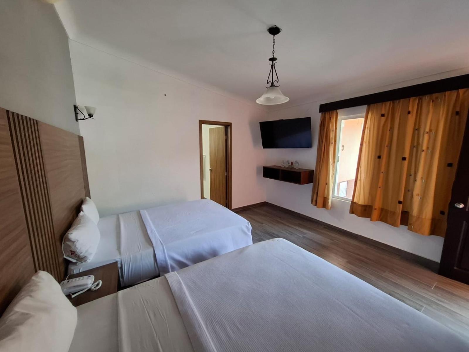 Hotel Aquiles Guadalajara Buitenkant foto